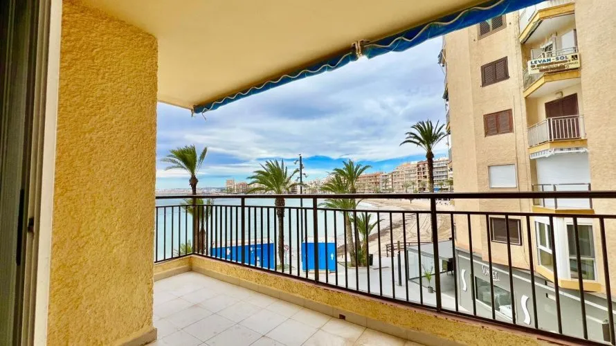 Apartment de 3 chambres à Torrevieja, Spain No. 994 № 12