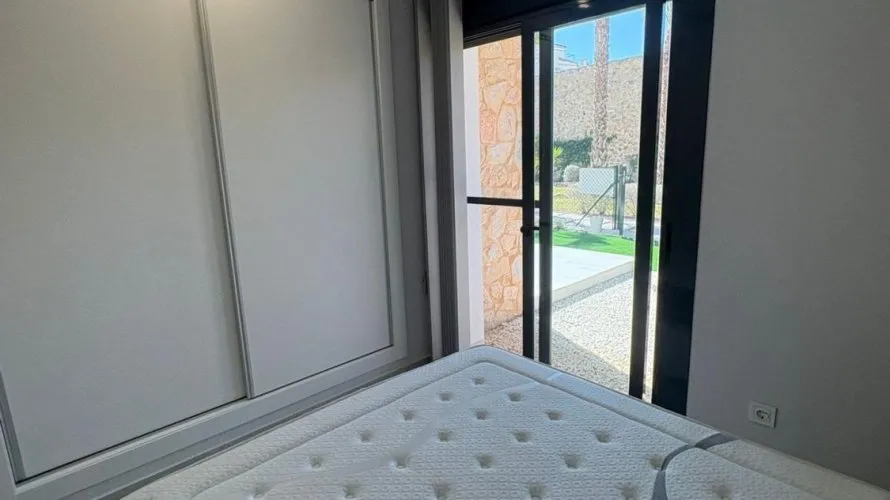 Apartment de 2 chambres à Villamartin, Spain No. 1002 № 17