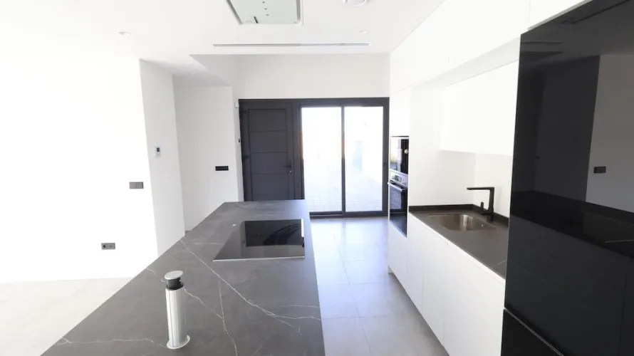 Apartment de 3 chambres à Los Alcazares, Spain No. 654 № 1