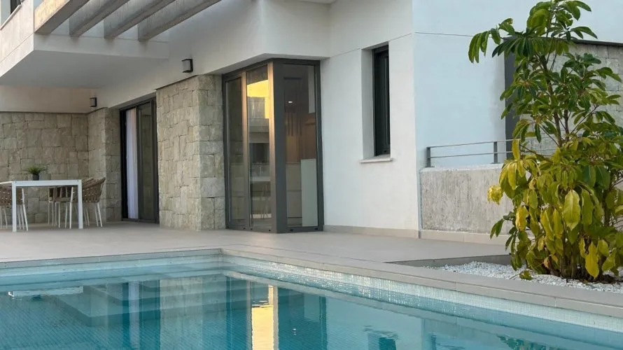 Villa de 3 chambres à Finestrat, Spain No. 706 № 8