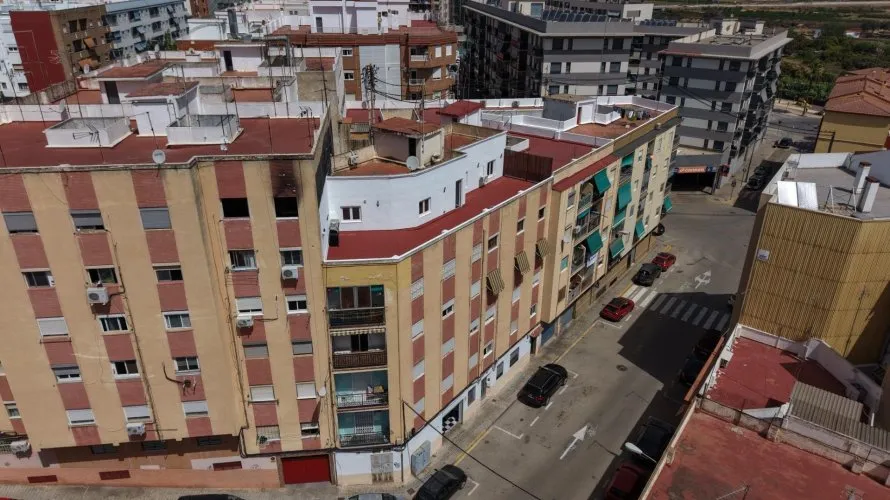Penthouse de 1 chambre à Manises, Spain No. 1424
