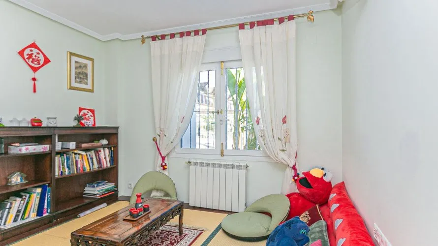 Villa de 185m² à Castilblanco de los Arroyos, Spain No. 1187