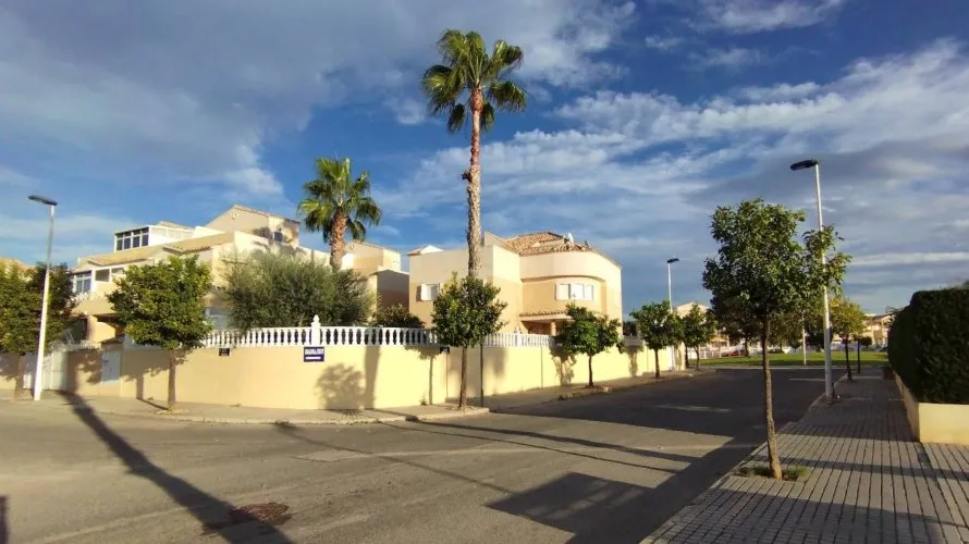 Apartment de 6 chambres à Torrevieja, Spain No. 842 № 24