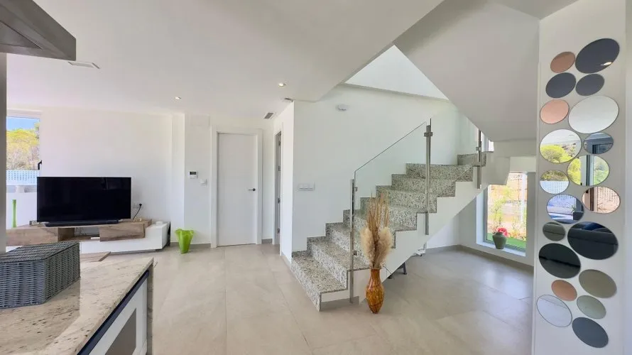 Villa de 3 chambres à Finestrat, Spain No. 574 № 11