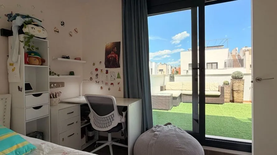 Villa de 5 chambres à Torrevieja, Spain No. 863 № 1