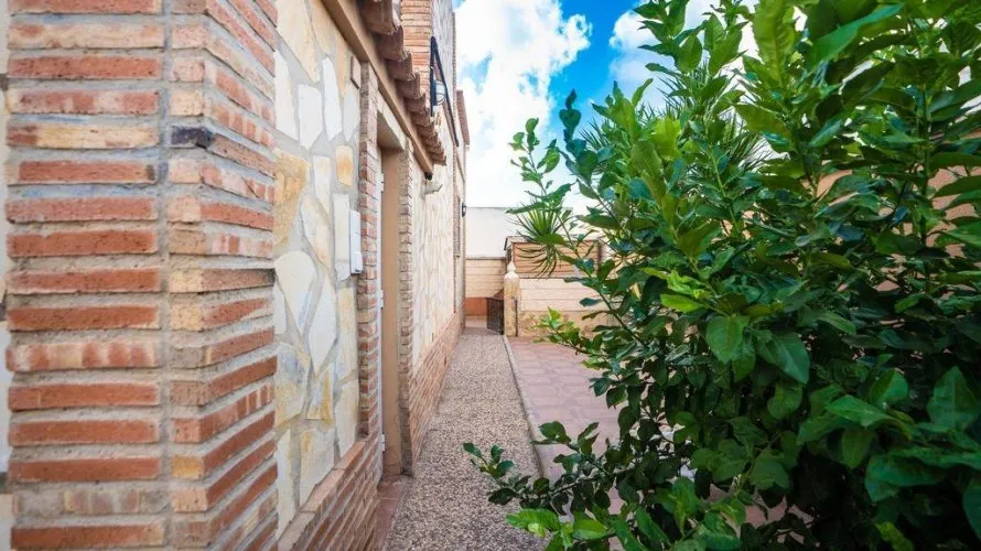 Villa de 4 chambres à Alicante, Spain No. 831 № 28