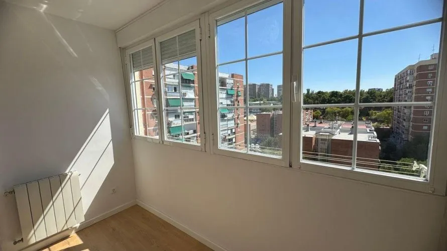Apartment de 2 chambres à Madrid, Spain No. 908 № 14