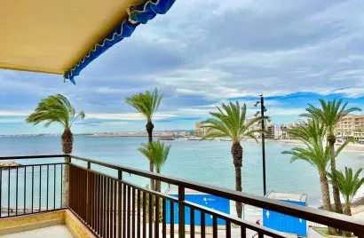 Apartment de 3 chambres à Torrevieja, Spain No. 994