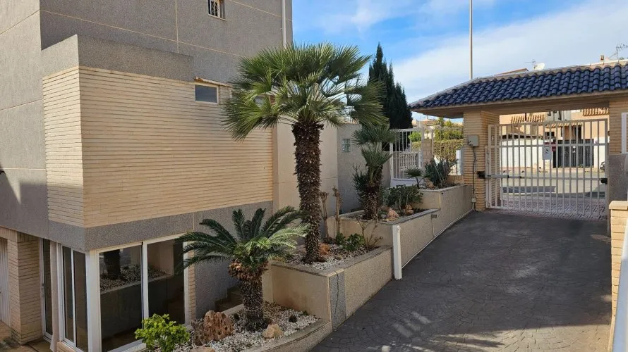 Apartment de 2 chambres à Torreblanca, Spain No. 945 № 26