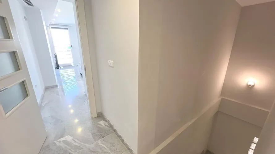 Penthouse de 2 chambres à Valencia, Spain No. 1277