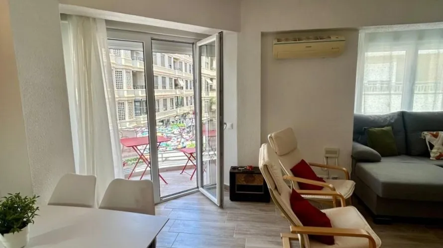 Apartment de 3 chambres à Torrevieja, Spain No. 1138 № 1
