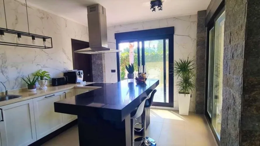 Villa de 5 chambres à Calpe, Spain No. 361 № 11