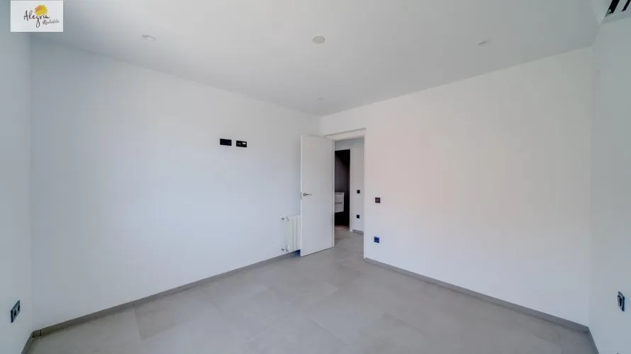 Villa de 5 chambres à Calpe, Spain No. 443 № 16