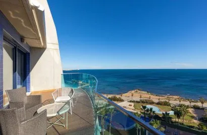 Penthouse de 2 chambres à Torrevieja, Spain No. 1019