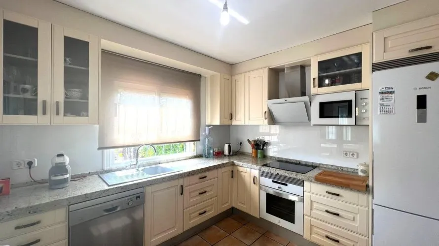Villa de 236m² à Rojales, Spain No. 1304 № 16