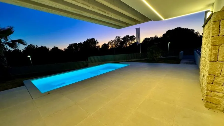 Villa de 3 chambres à Finestrat, Spain No. 706 № 20