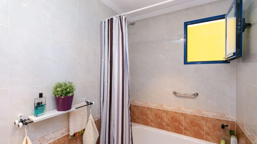 Apartment de 65m² à Dehesa De Campoamor, Spain No. 885 № 2