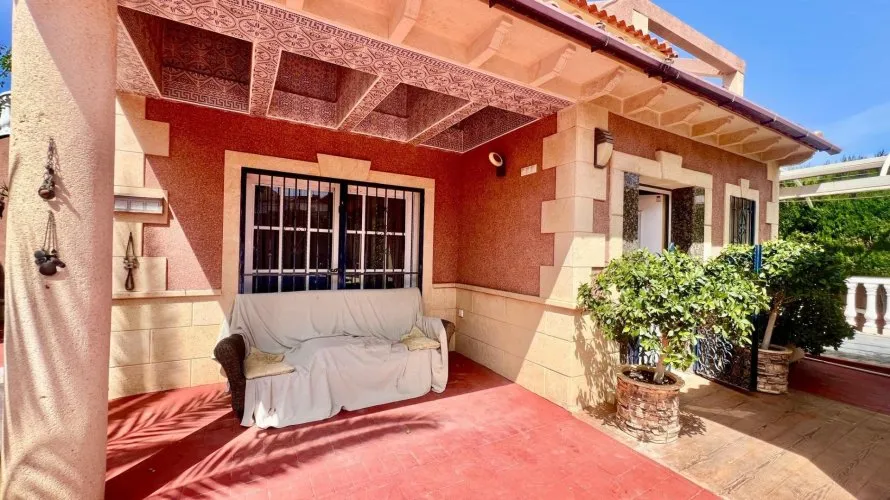 Villa de 3 chambres à Torrevieja, Spain No. 120 № 23