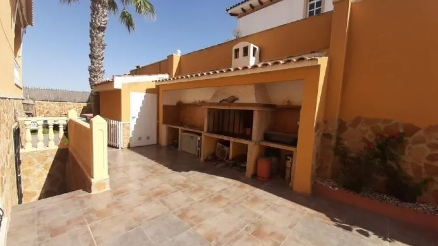 Apartment de 283m² à Torrevieja, Spain No. 619 № 20