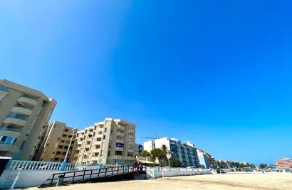 Penthouse de 2 chambres à Torrevieja, Spain No. 1024