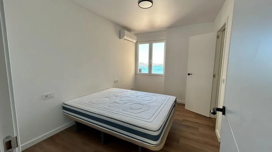 Apartment de 2 chambres à Torrevieja, Spain No. 150 № 24