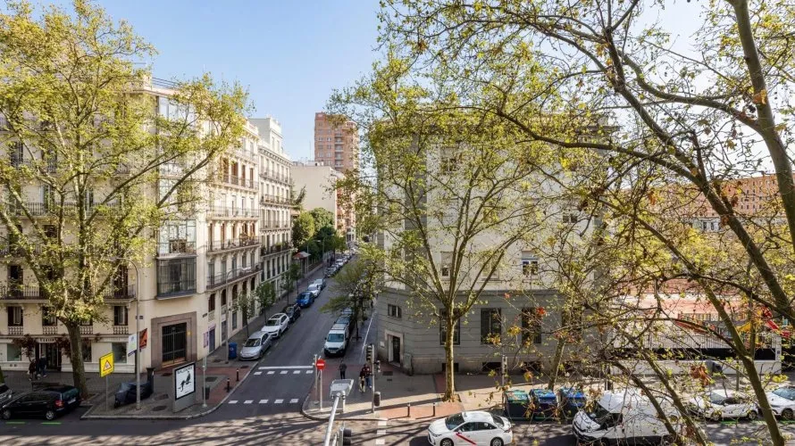 Apartment de 2 chambres à Madrid, Spain No. 1375 № 2