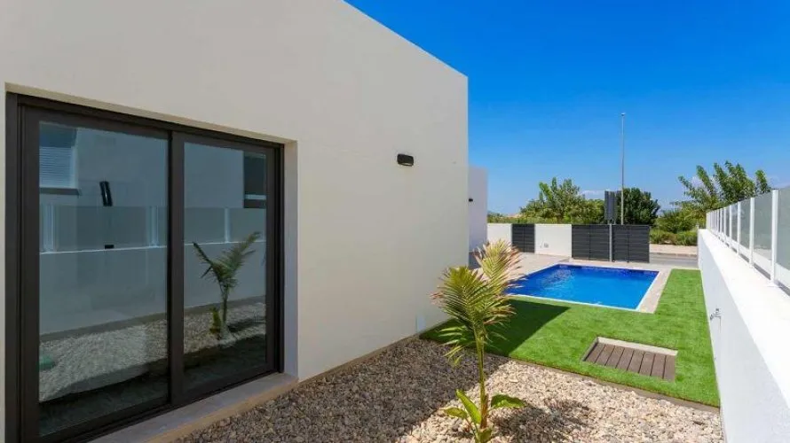 Villa de 3 chambres à Daya Nueva, Spain No. 275 № 25