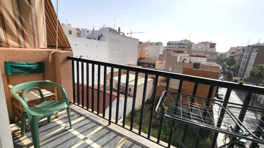Apartment de 1 chambre à Torrevieja, Spain No. 1040 № 1