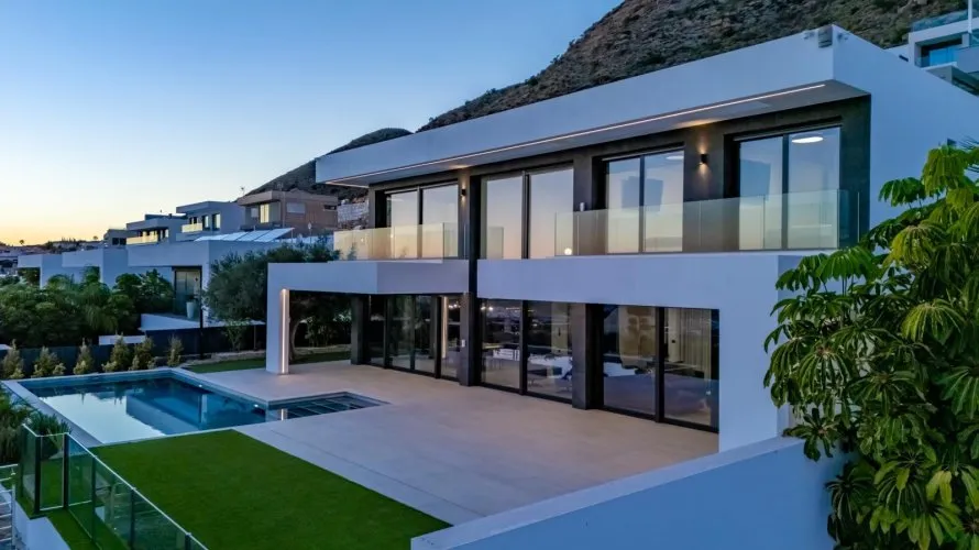 Villa de 7 chambres à Finestrat, Spain No. 703 № 28