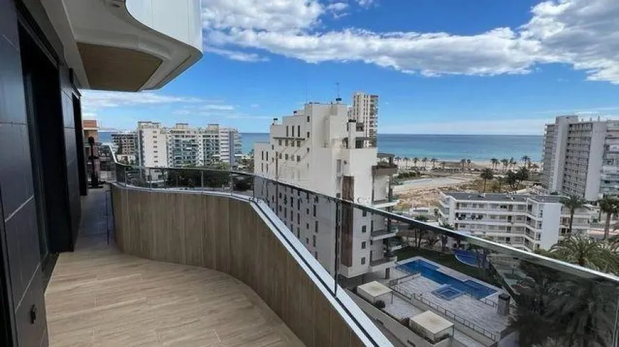 Penthouse de 3 chambres à Alicante, Spain No. 943