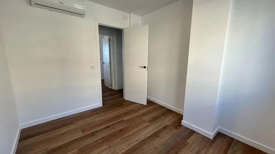 Apartment de 2 chambres à Torrevieja, Spain No. 150 № 25