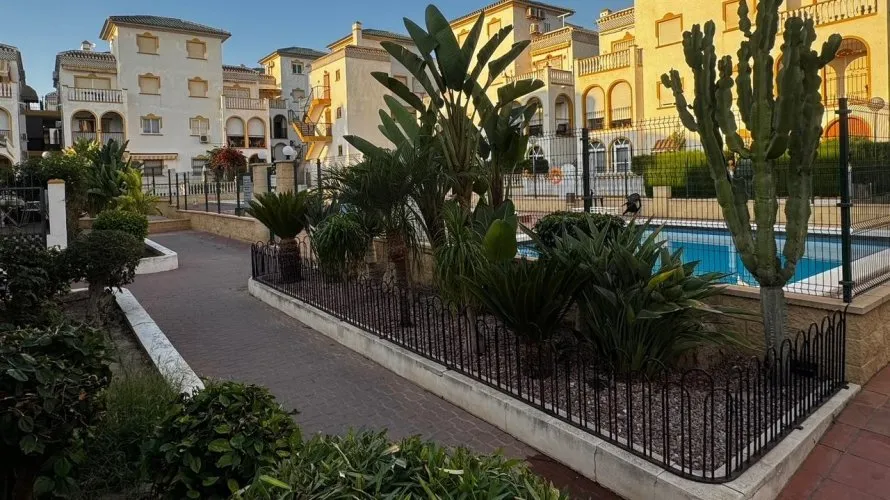 Apartment de 3 chambres à Torrevieja, Spain No. 795 № 14