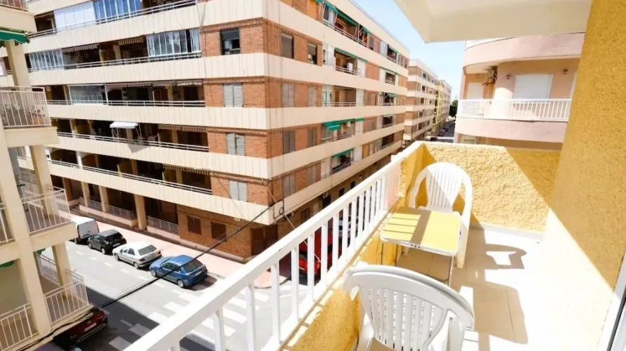 Apartment de 3 chambres à Torrevieja, Spain No. 1137 № 1