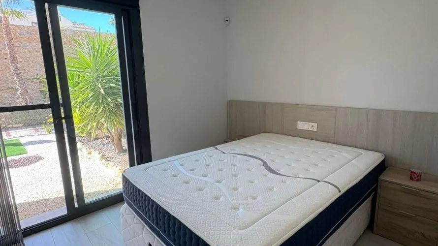 Apartment de 2 chambres à Villamartin, Spain No. 1002 № 15