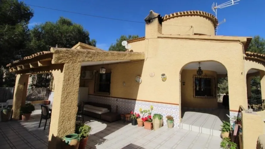 Villa de 6 chambres à Alicante, Spain No. 242 № 1