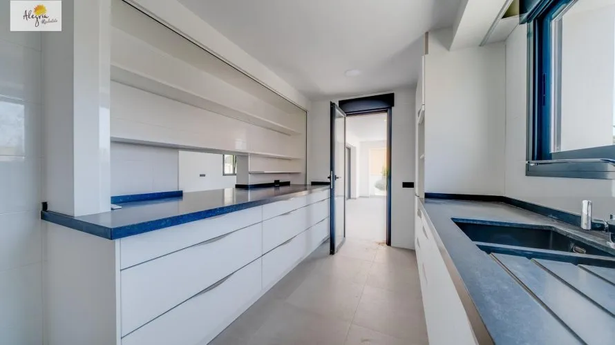 Villa de 5 chambres à Calpe, Spain No. 443 № 17