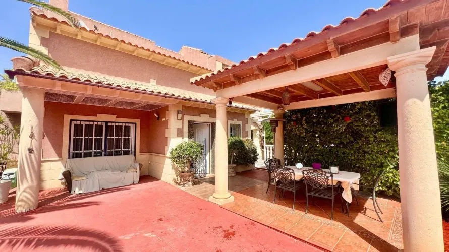 Villa de 3 chambres à Torrevieja, Spain No. 120 № 22