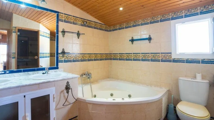 Villa de 4 chambres à Alicante, Spain No. 831 № 1