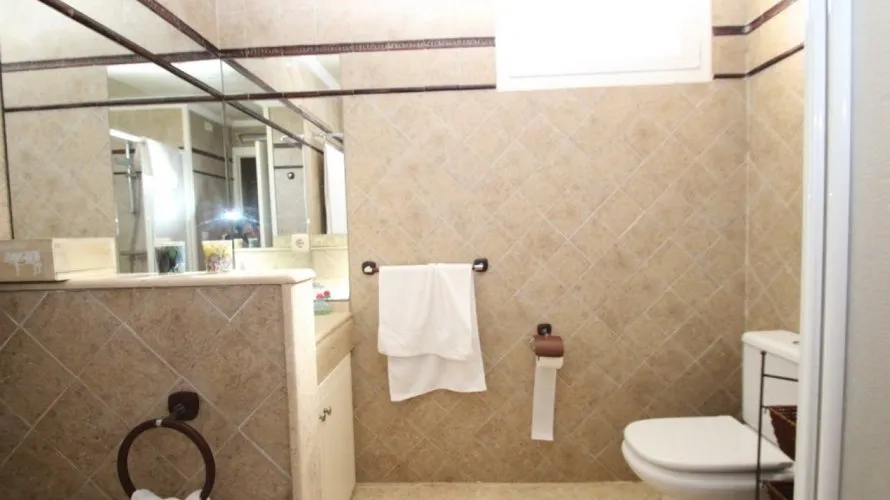 Villa de 5 chambres à Cabo Roig, Spain No. 563 № 16