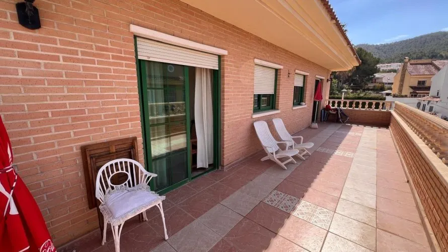 Villa de 480m² à Benidorm, Spain No. 656 № 12