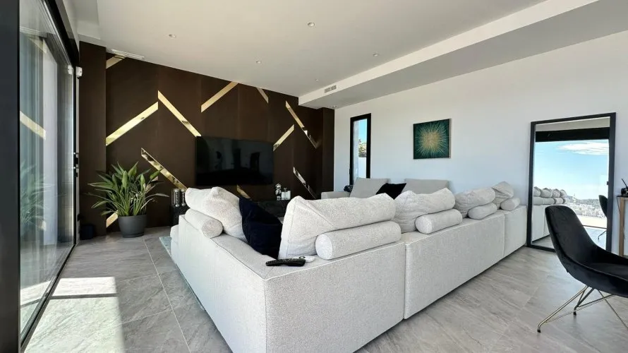 Villa de 3 chambres à Finestrat, Spain No. 1296 № 9