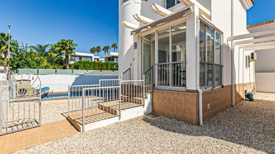 Villa de 143m² à San Fulgencio, Spain No. 1064 № 1