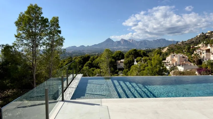 Villa de 5 chambres à Zona Altea Hills, Spain No. 112 № 3
