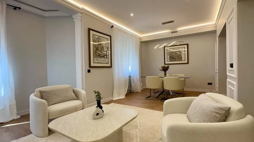 Apartment de 2 chambres à Madrid, Spain No. 1033