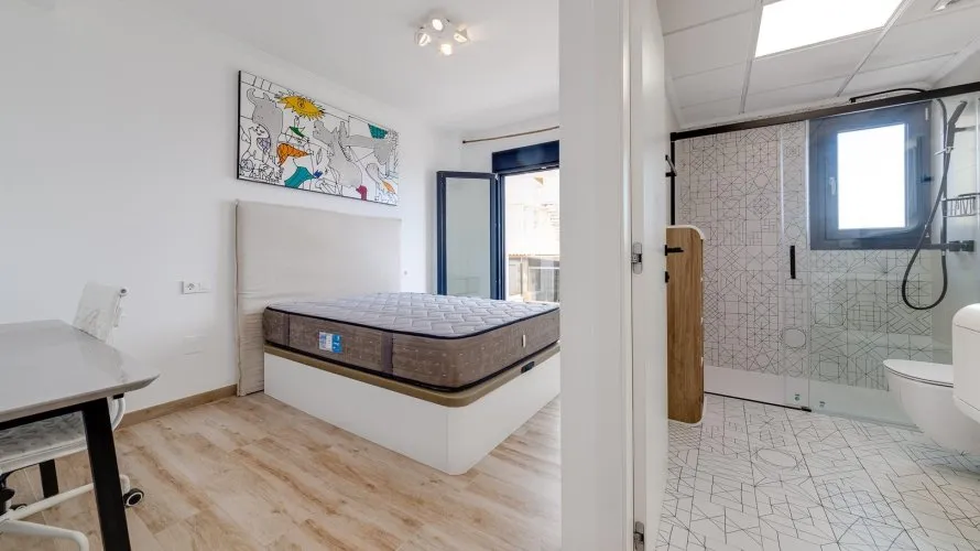 Villa de 210m² à Torrevieja, Spain No. 720 № 12