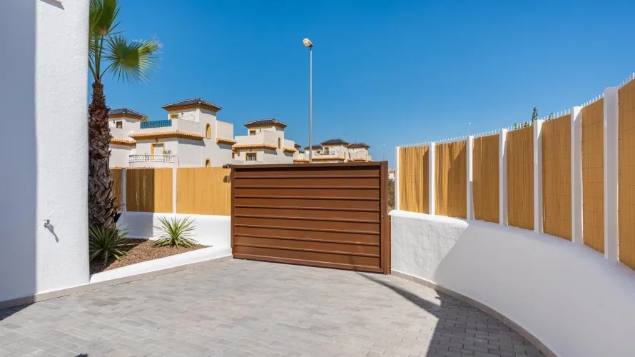 Villa de 3 chambres à Los Alcazares, Spain No. 827 № 3
