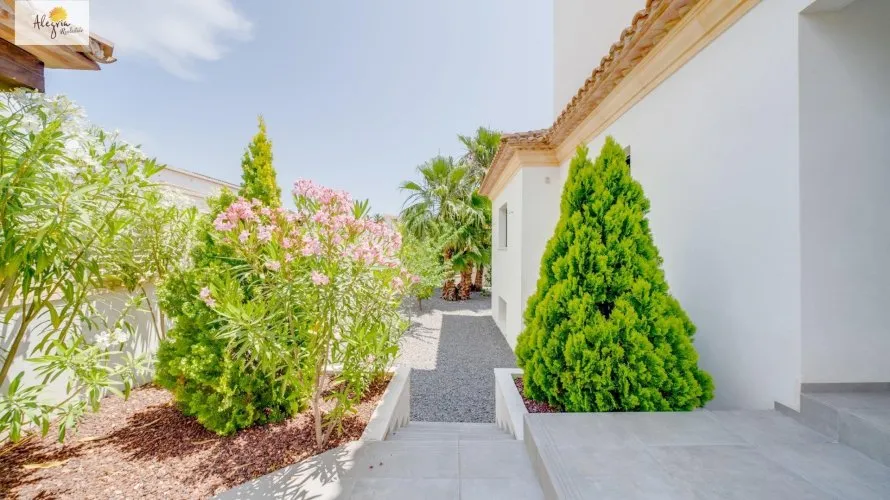 Villa de 5 chambres à Calpe, Spain No. 443 № 2