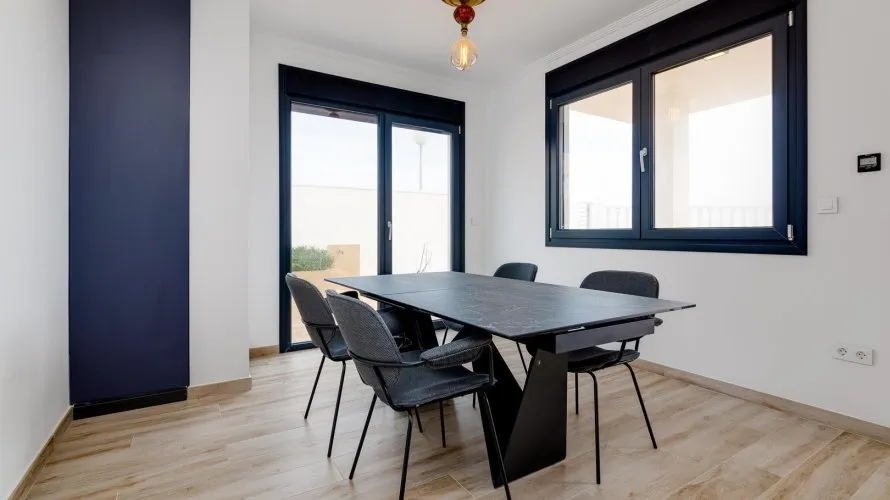 Villa de 4 chambres à Torrevieja, Spain No. 462 № 15