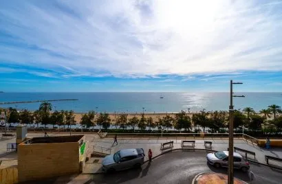 Apartment de 1 chambre à Alicante, Spain No. 904