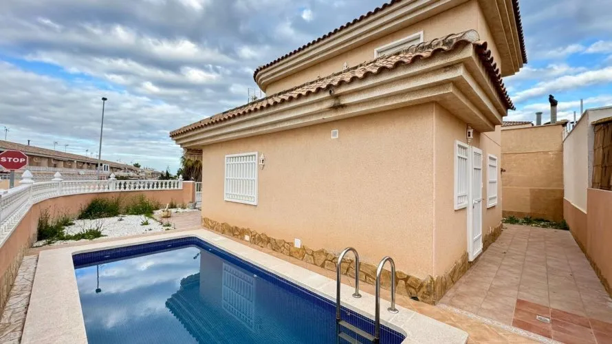 Apartment de 3 chambres à Torrevieja, Spain No. 1031 № 26